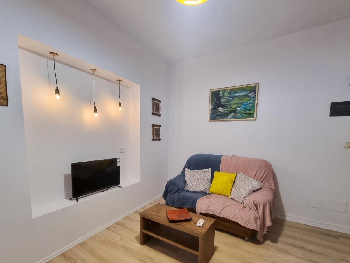Cozy Apartment in City Center Tirana Zewnętrze zdjęcie