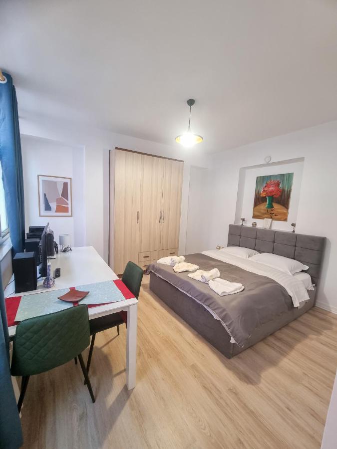 Cozy Apartment in City Center Tirana Zewnętrze zdjęcie